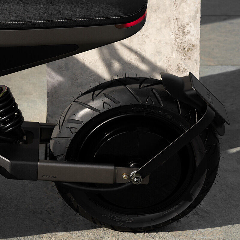 elektrische-scooter-naon-detai