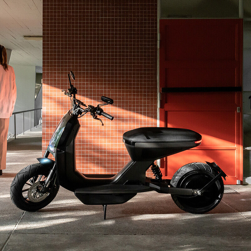naon-elektrische-scooter-desig